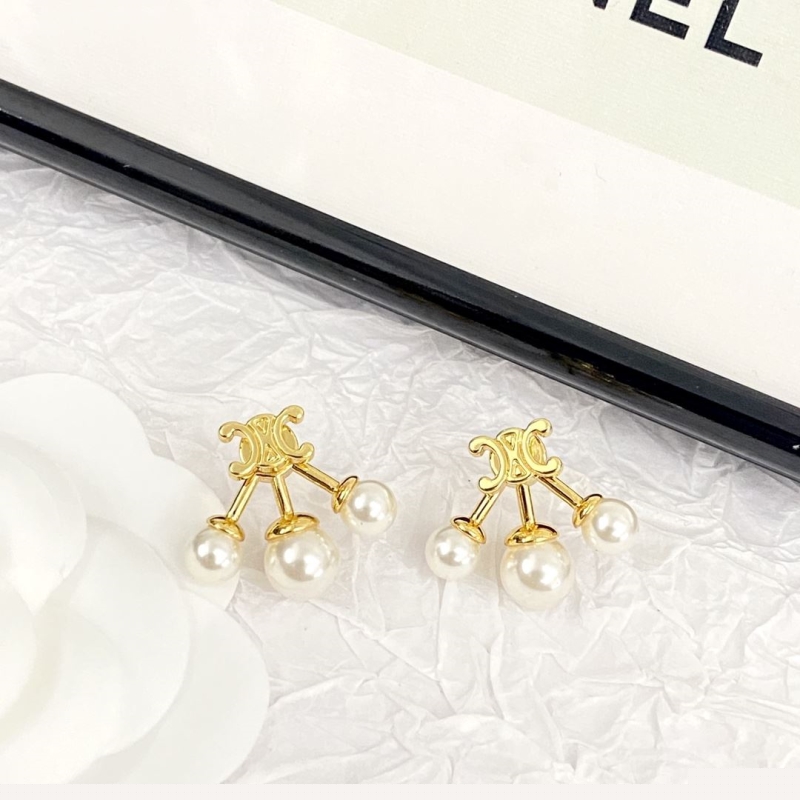 Ce**e earrings